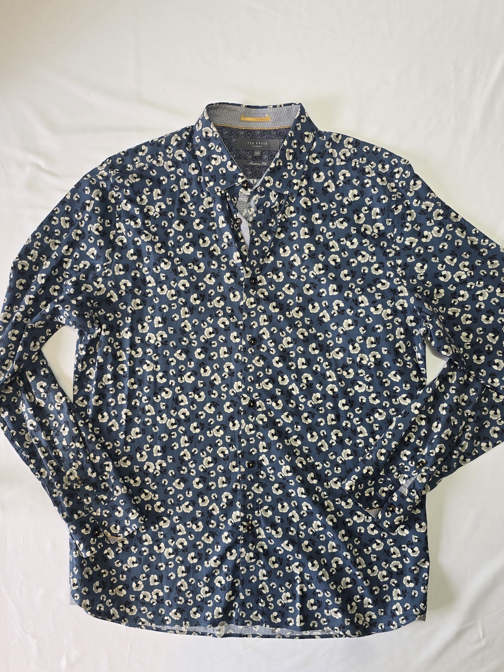 Ted Baker London Men's Modern Fit Floral Button Down Shirt Navy Size 16.5